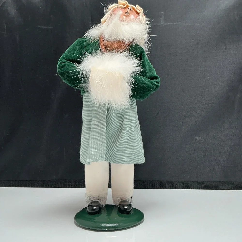 Byers Choice Caroler 1993 Limited Edition 38/100 Girl Faux Fur Muff Vintage